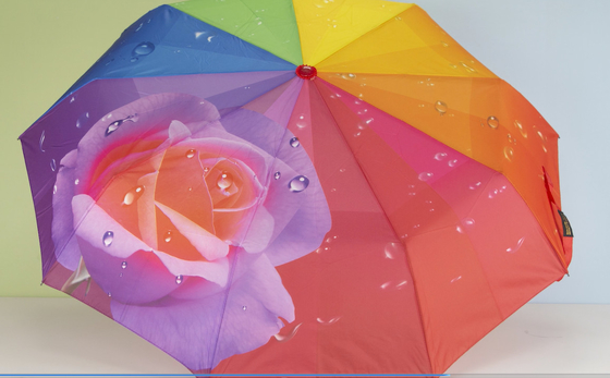 Automatisches Öffnen und Schließen 3 Faltbarer Regenschirm Winddichter Kunststoffgriff
