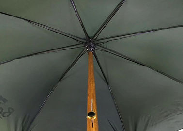 J-Stock-Holzgriff-Regenschirm 23 Zoll-Metallrahmen kundengebundener Logo-Entwurf