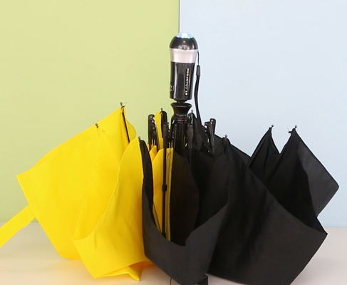 Damen Sun Three Faltbarer Regenschirm mit bunter LED