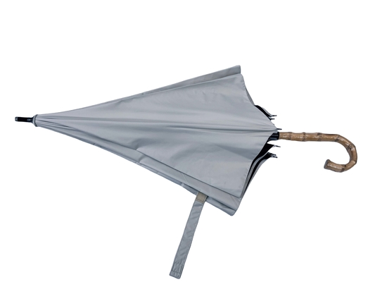 260g Bambus-Stick-Schirm mit schwarzer UV-Beschichtung und Glasfaserschachteln