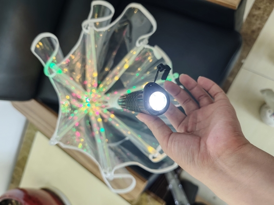 Bringen Sie Farbe und Funktionalität mit kreativen Regenschirmen und LED-Beleuchtung POE-Regenschirm