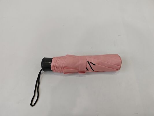 Manueller Reise-Regenschirm zum Auf- und Zuklappen mit bequemem Gummigriff und leichtem, kompaktem Design für Reisen