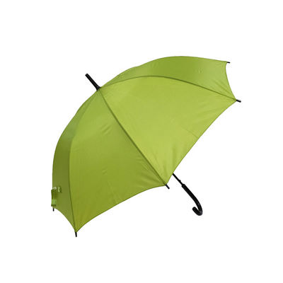 BV-Metall versieht gerade windundurchlässige Golf-Regenschirme mit Rippen