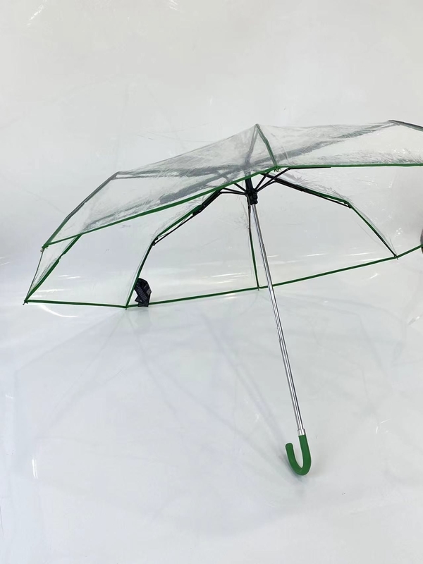 Minimalistisch, manuell geöffnet, dreifach gefaltetes Ledernageln, transparenter Regenschirm, 21 Zoll leicht zu tragen.